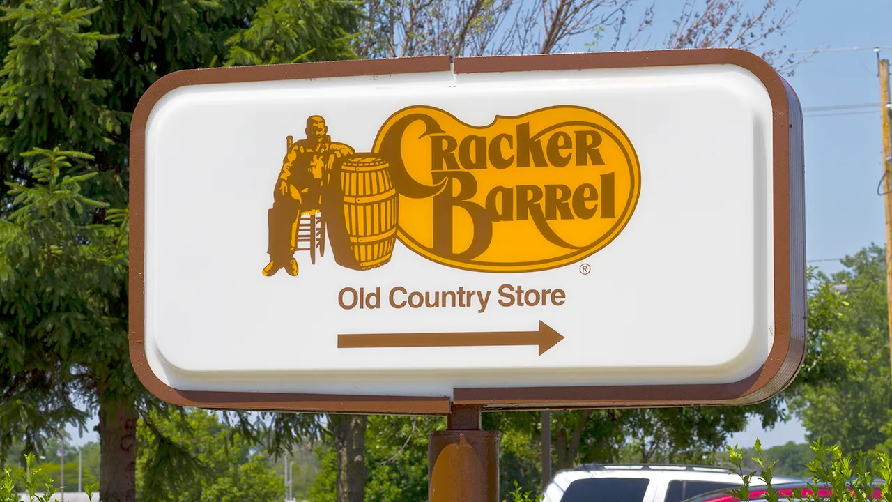 Jonathan Capehart slams outrage over Cracker Barrel rebrand as BS