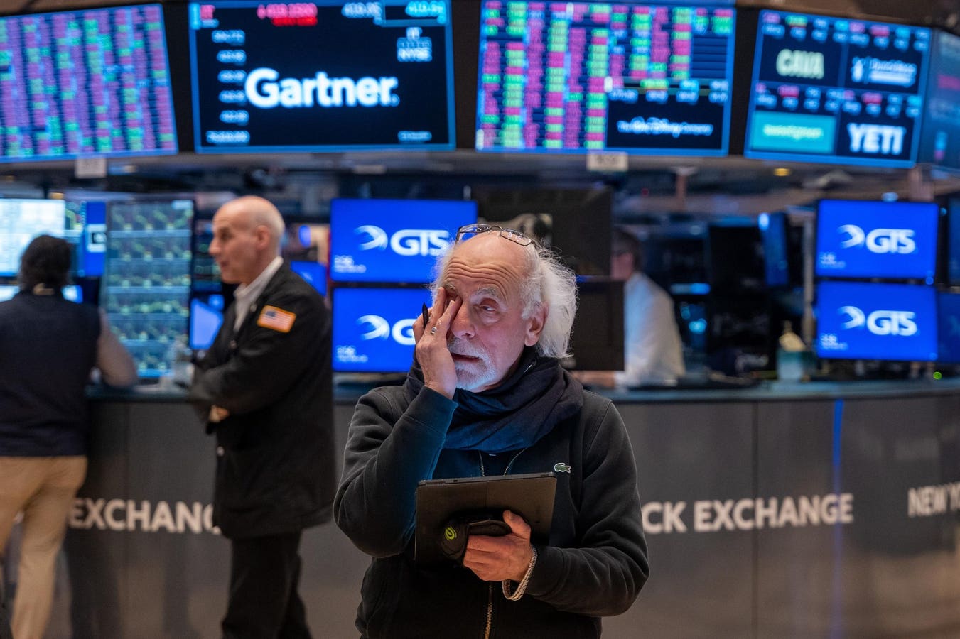 Investors Worry About An AI Bubble