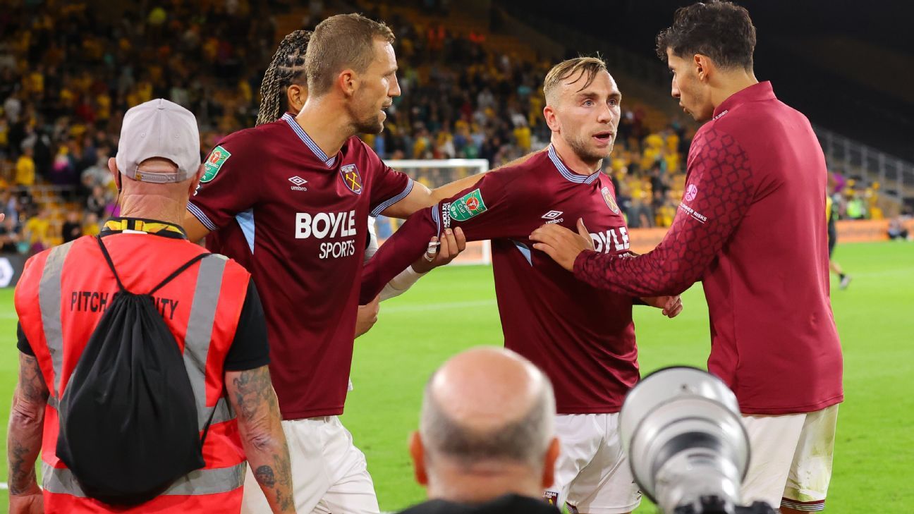West Ham’s Jarrod Bowen sorry for angry clash with fans