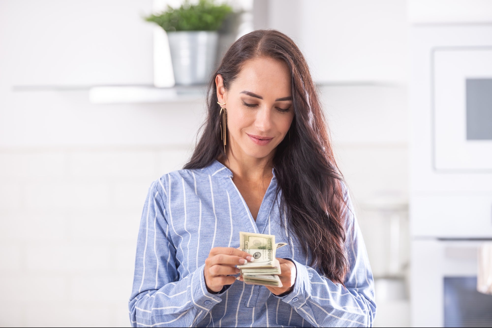 20 Jobs That Can Pay $100k or More Without a College Degree