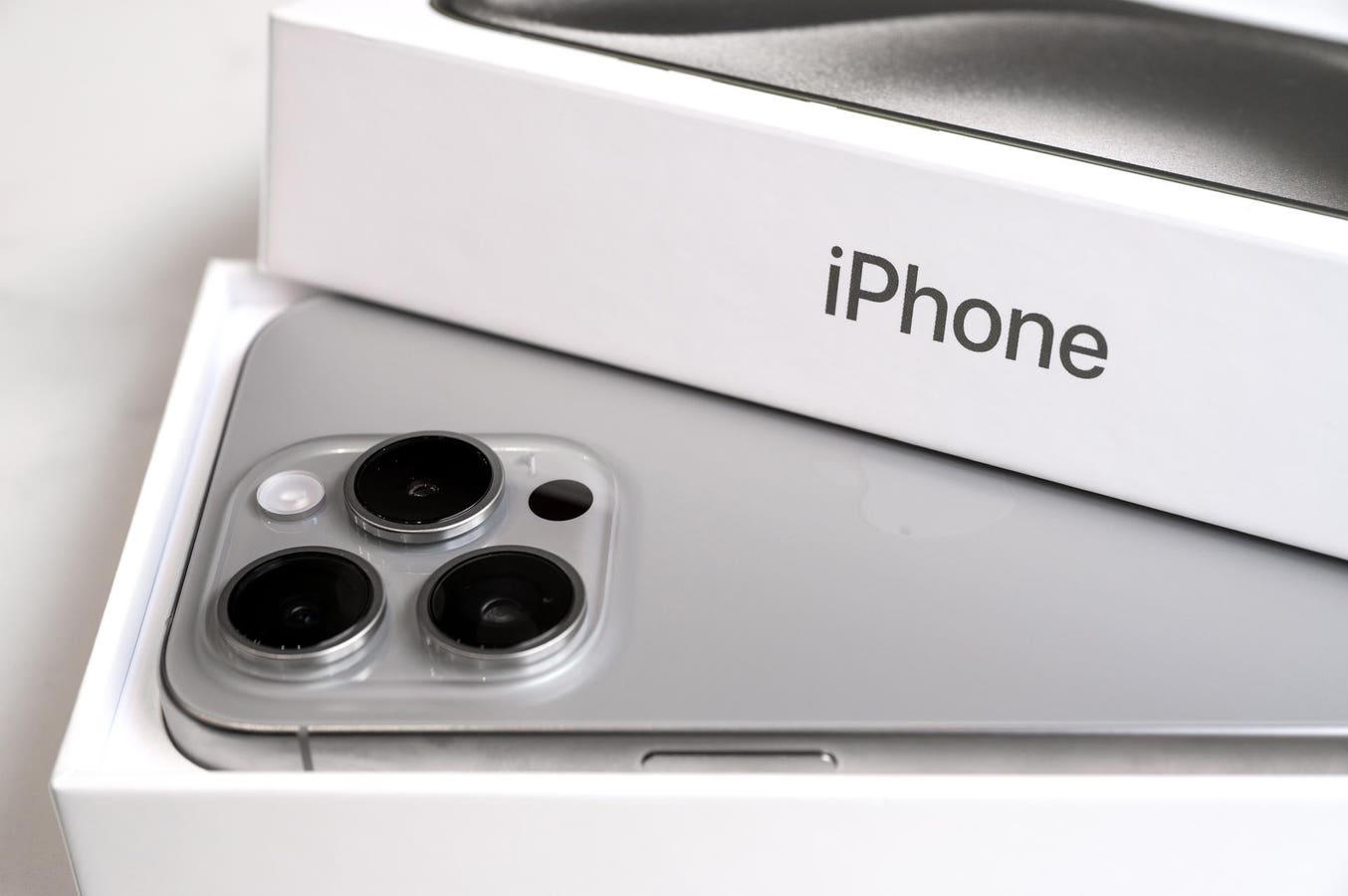 Apple iPhone 15 Pro Max Price Slashed By $726 In Labor Day Sale