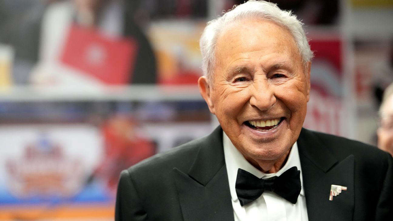 Lee Corso picks Ohio State in final ‘GameDay’ appearance