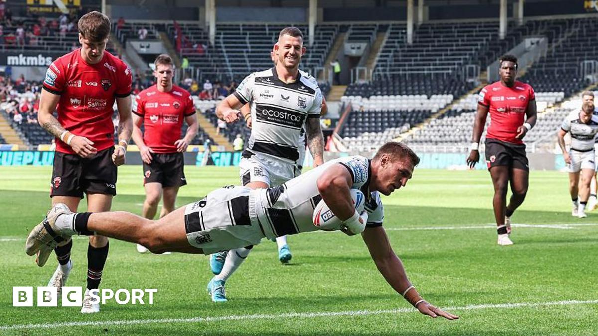 Super League: Hull FC 80-6 Salford Red Devils
