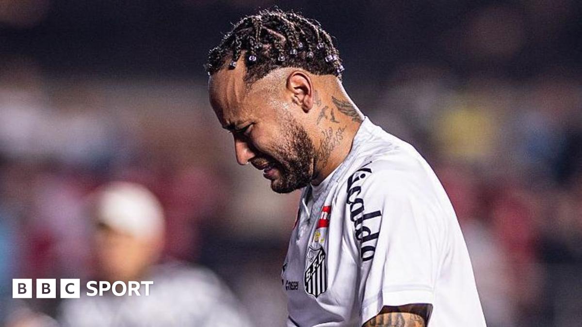 Neymar leaves field in tears after Santos humbled by Vasco da Gama