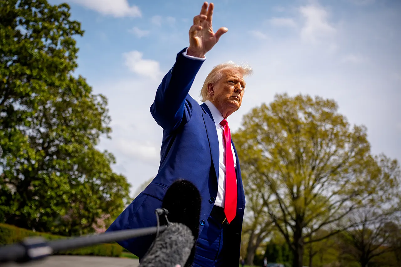Trump clashes with reporter over tariffs policy, calls him a ‘lunatic’