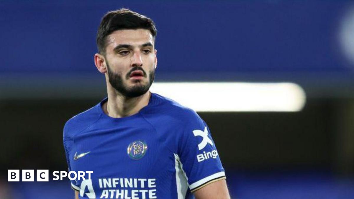 Armando Broja: Burnley in advanced talks to sign Chelsea striker on permanent deal