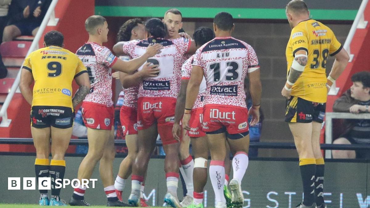 Super League: Leigh Leopards 46-6 Castleford Tigers