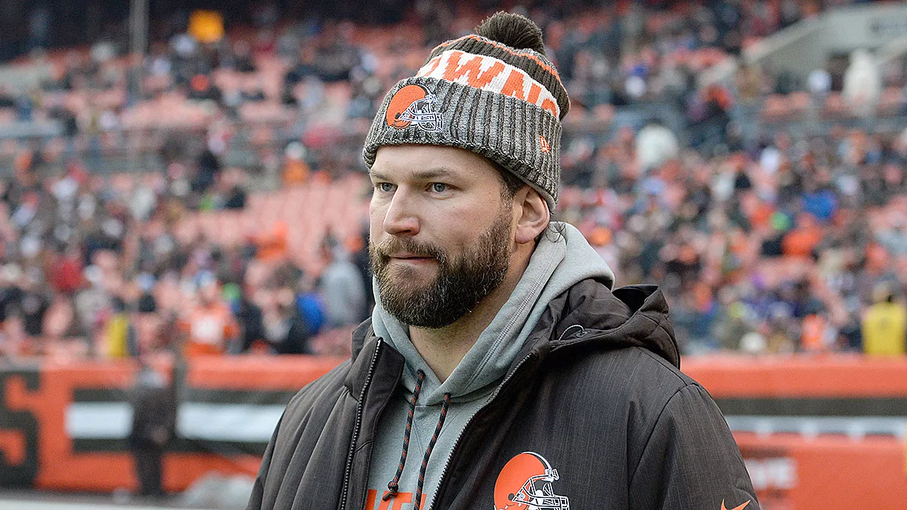 NFL news: Browns legend gives reality check to ‘Shedeur Sanders cult’