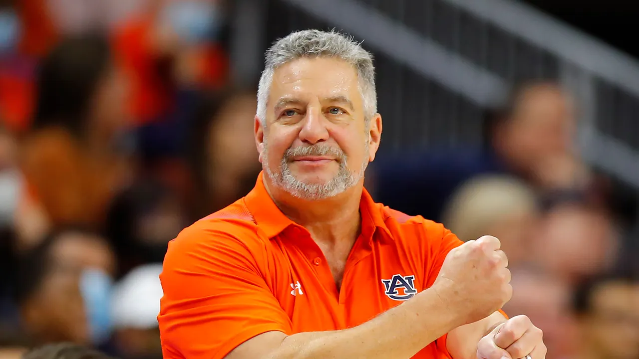 Auburn’s Bruce Pearl rips Obama after ex-president’s Gaza post