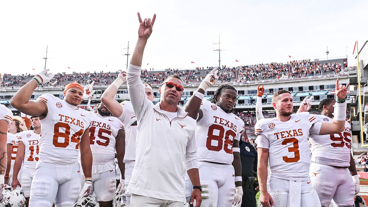 AP Top 25: Texas ranked No. 1 to start college football season