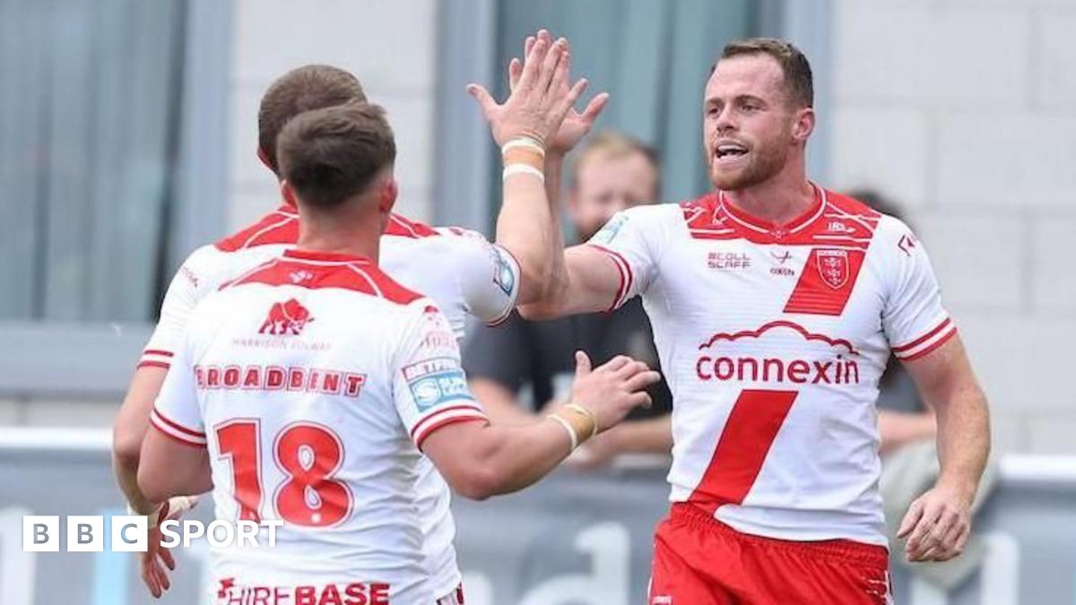 Super League: Hull KR 36-6 Castleford Tigers: Robins regain four-point lead