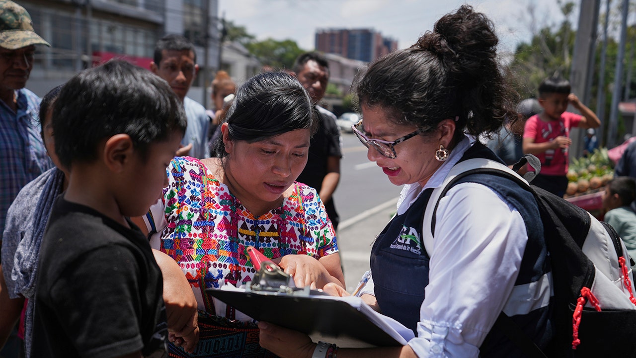 Federal judge halts repatriation of nearly 700 migrant kids to Guatemala