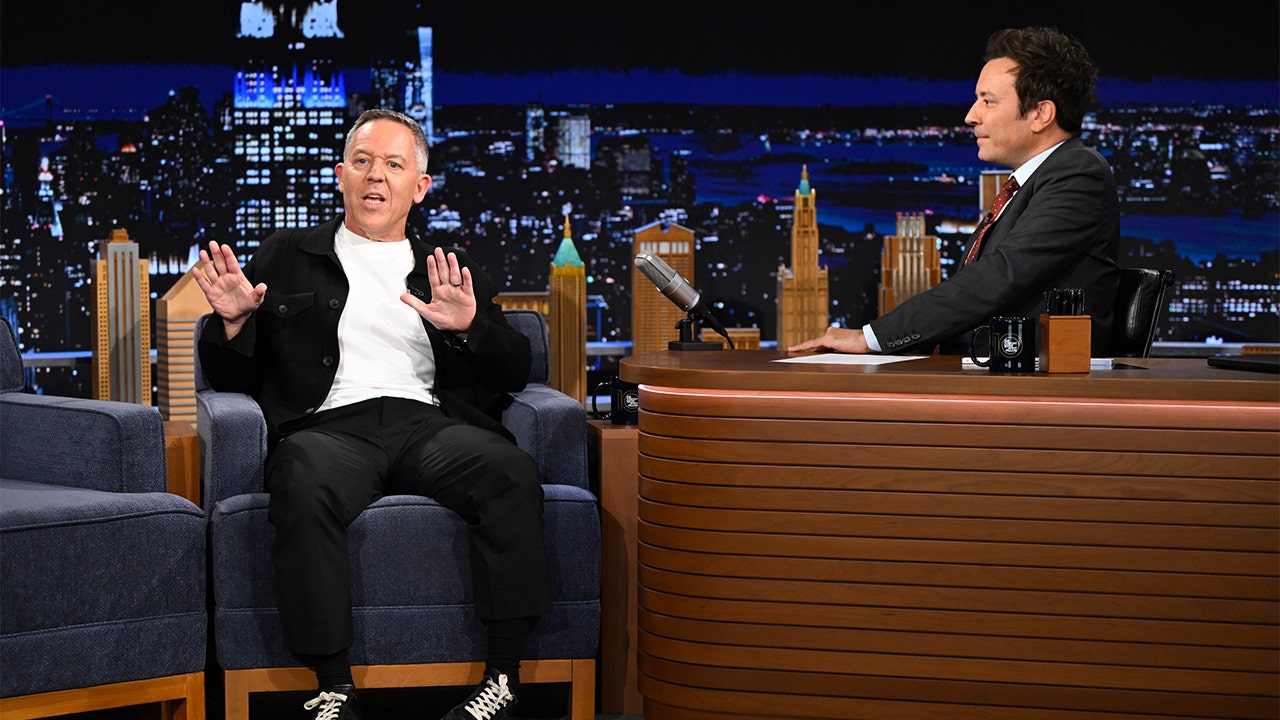 Gutfeld reminisces with Jimmy Fallon about their mothers on ‘Tonight Show’