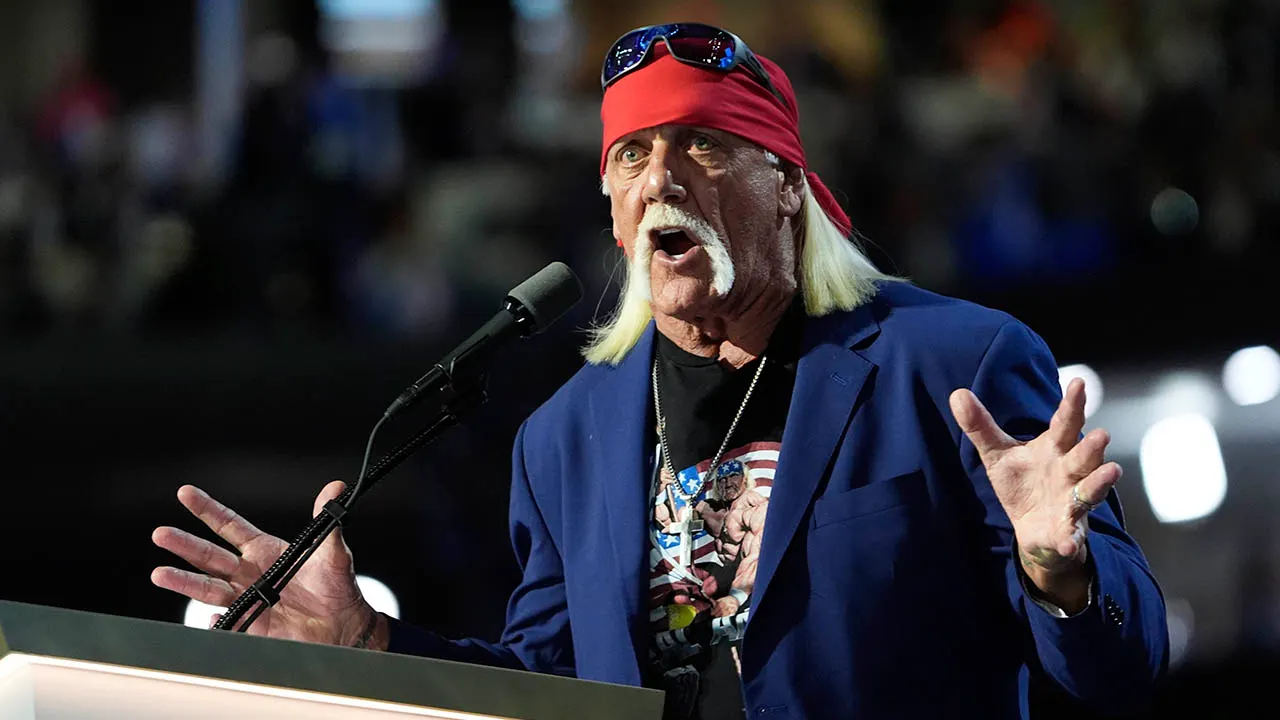 Florida parent demands school board chair resign over Hulk Hogan comments