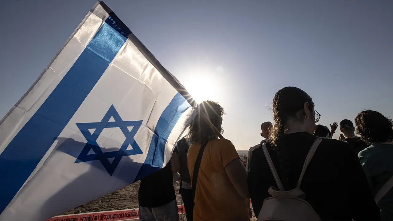 Israel’s cabinet to meet as some in country push to rebuild Gaza settlements