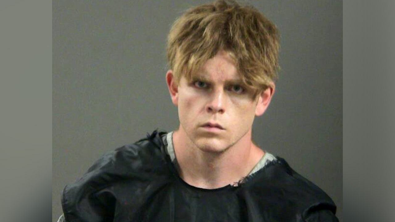 Arkansas salon surveillance shows Devil’s Den murder suspect arrest
