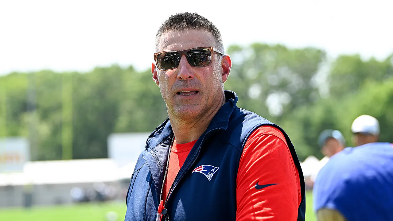 NFL news: Patriots’ Mike Vrabel explains why he confronts people in parking lots