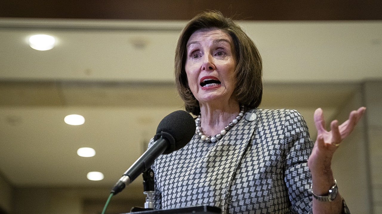 White House points finger at Nancy Pelosi and lawmaker stock trading ban
