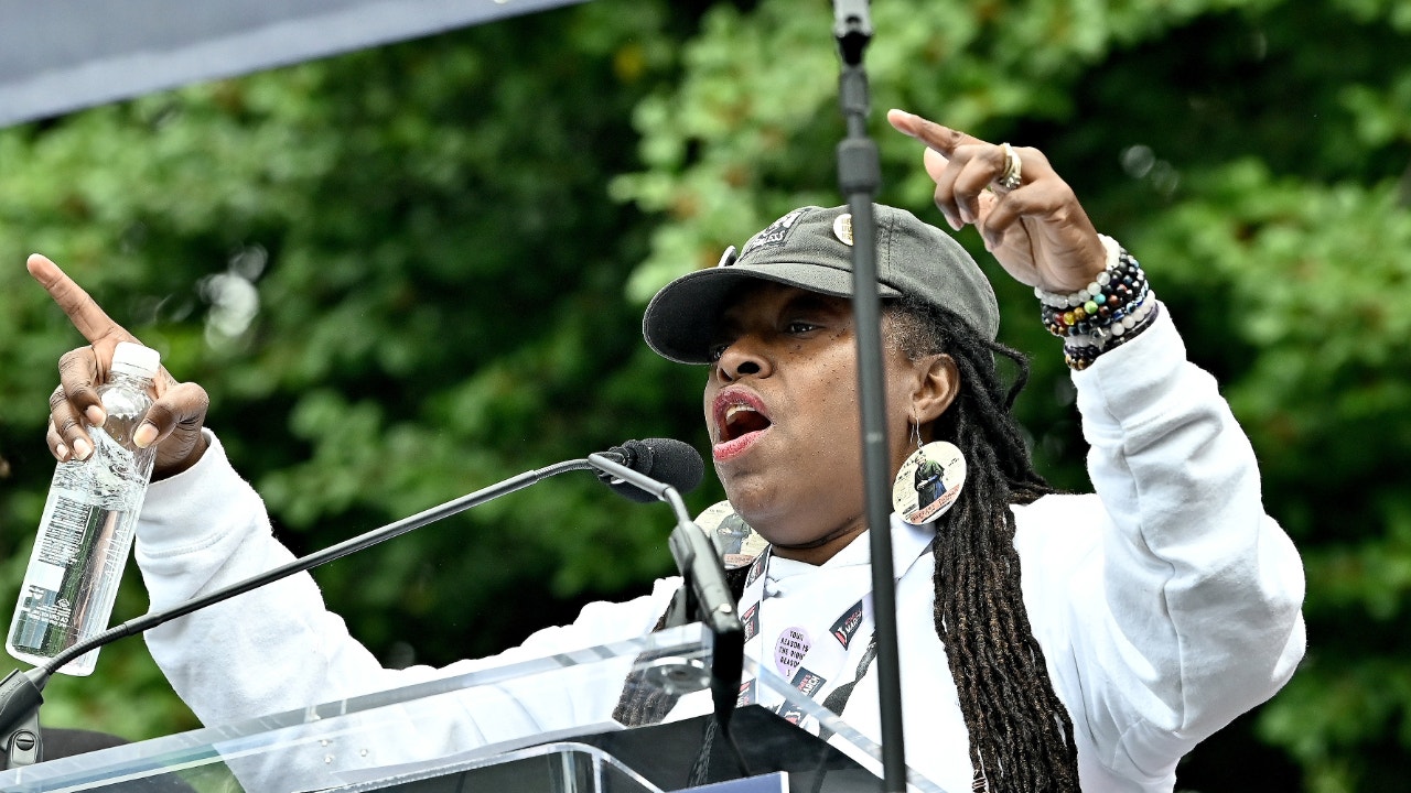 BLM organizer leading protests against Trump’s crime crackdown called for abolishing police