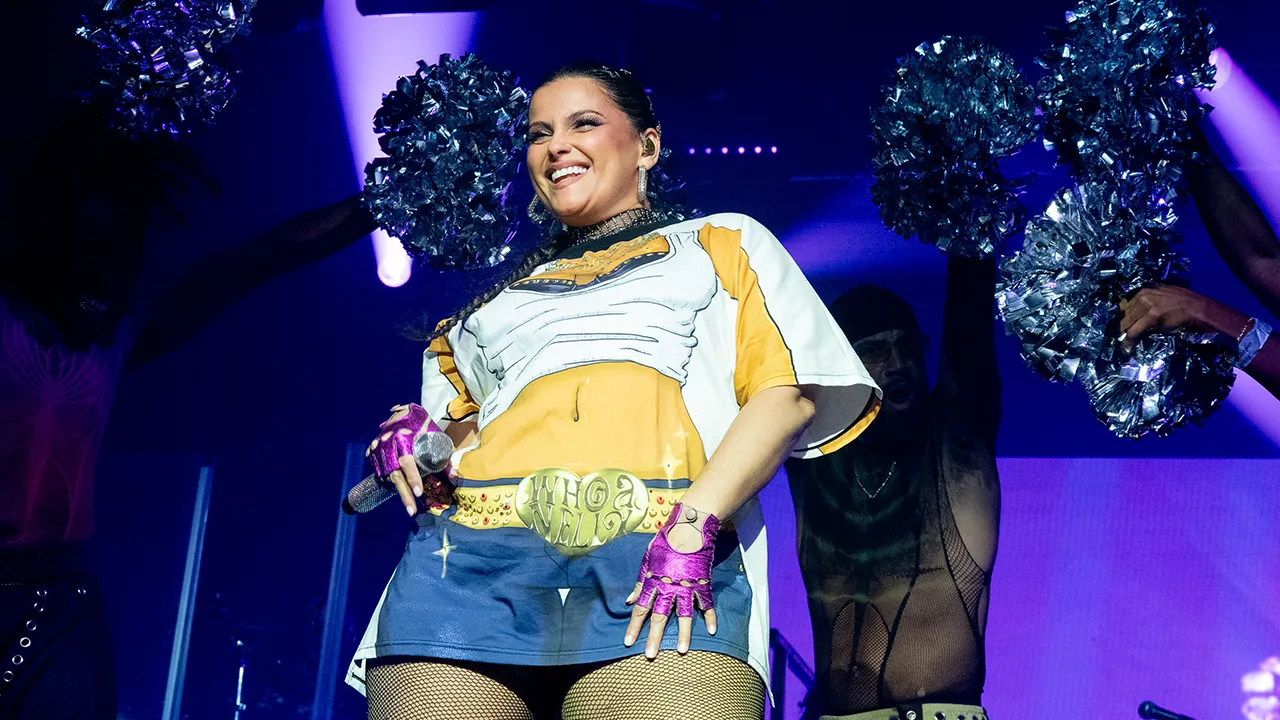 Nelly Furtado responds to body-shamers with bold fashion statement