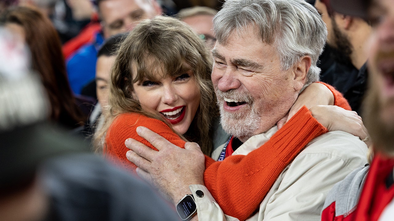 Travis Kelce, Taylor Swift proposal details shared by Chiefs star’s dad