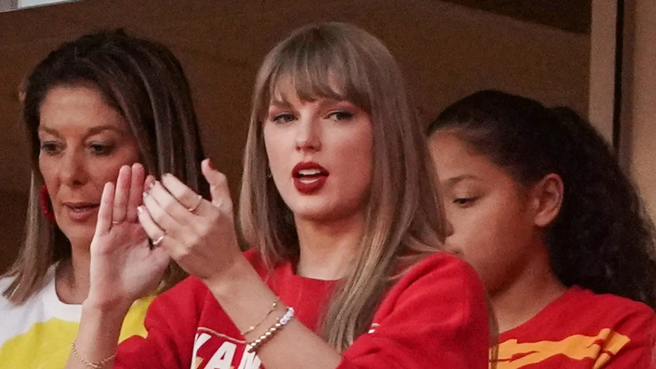 Taylor Swift talks Andy Reid’s role in Travis Kelce relationship