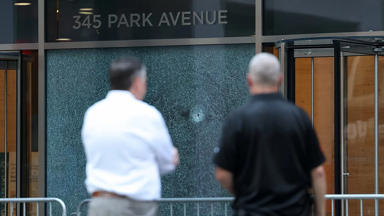 NFL employee shot in Manhattan office building warned colleagues