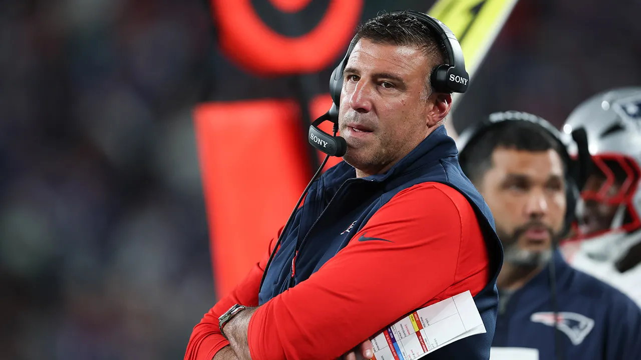 NFL news: Mike Vrabel seeks out ‘rats’ after leaked Ja’Lynn Polk injury report