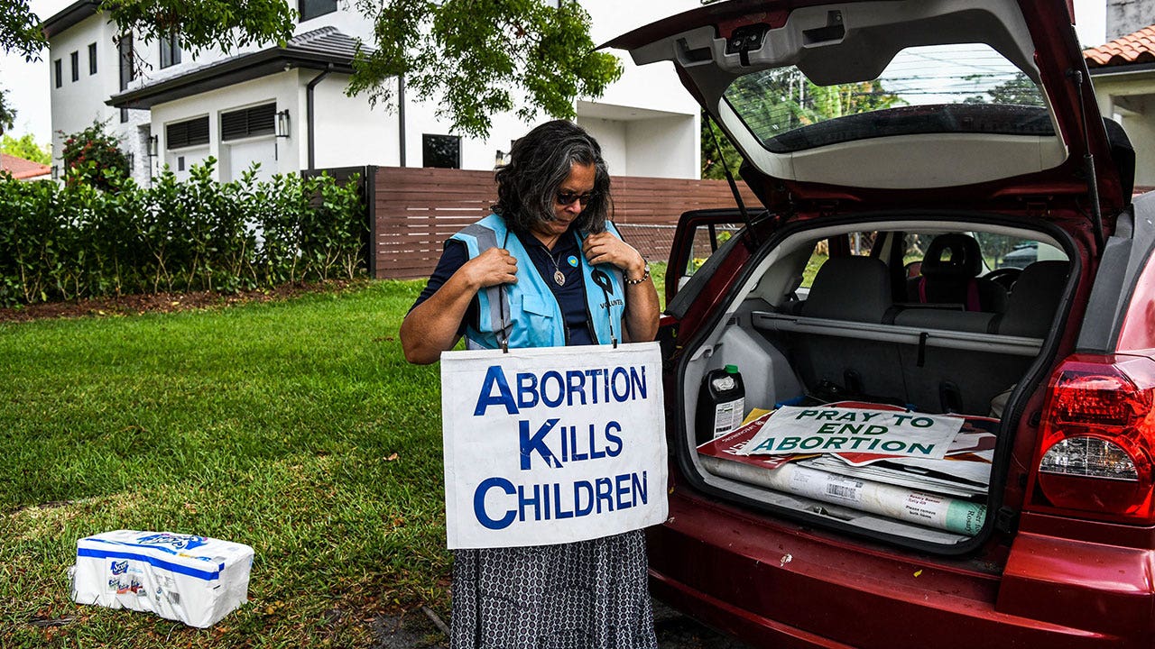 Virginia teacher says she warned school 7 times about abortion scandal