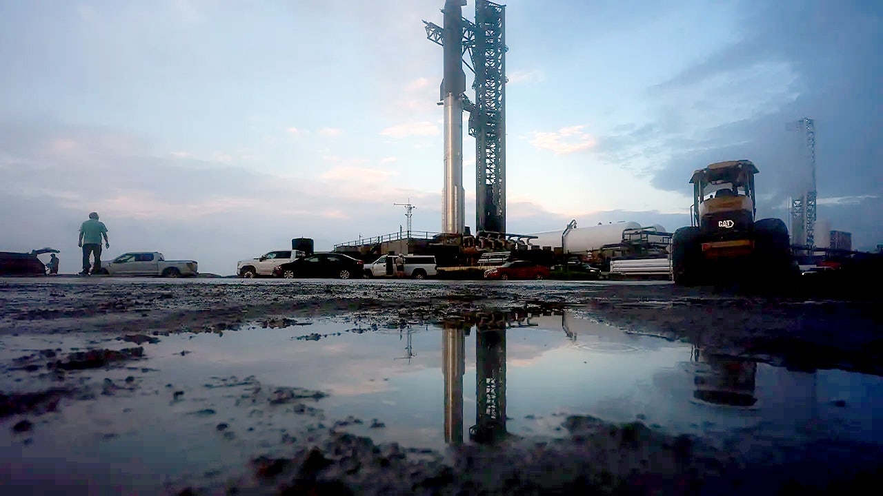 SpaceX Starship’s attempted 10th test flight Monday aborted