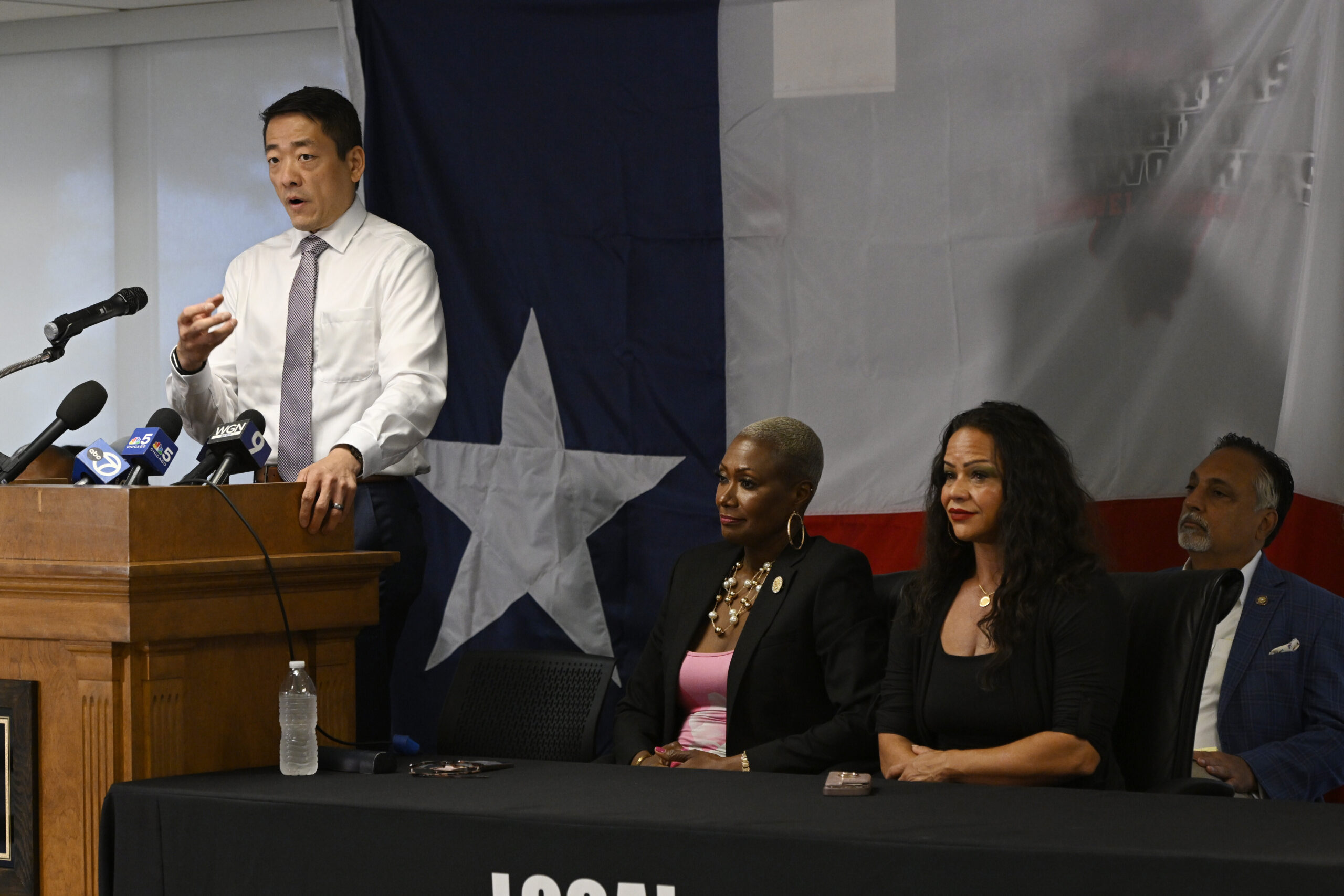 Texas Democrats signal they are poised to end redistricting walkout