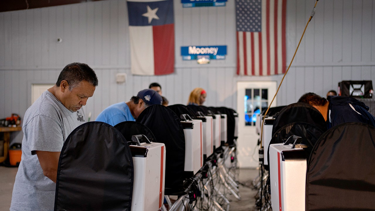 Texas Senate approves GOP redistricting maps as House Dems remain on the lam