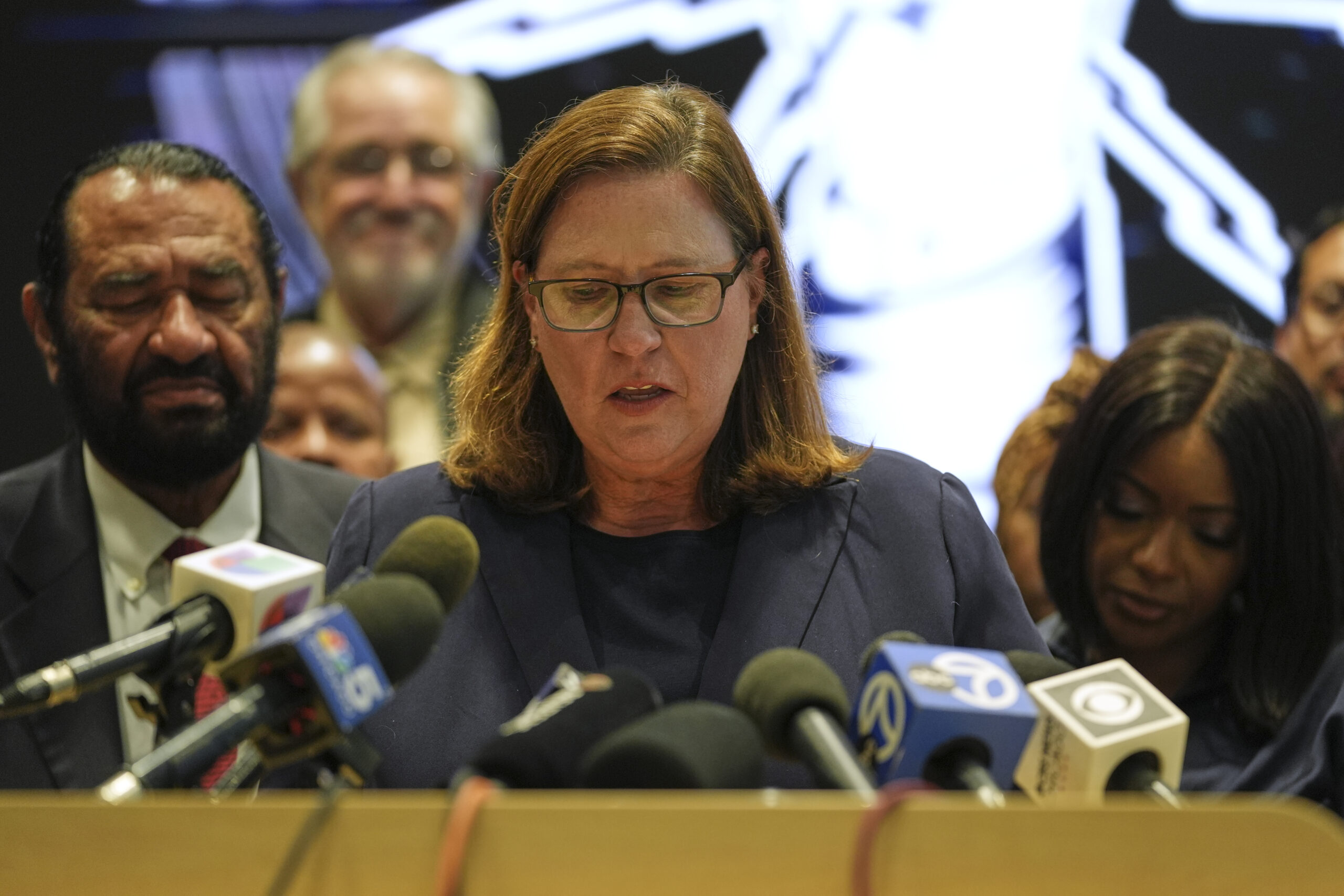 Texas Democrats dig in as Abbott promises fines, extradition and arrests