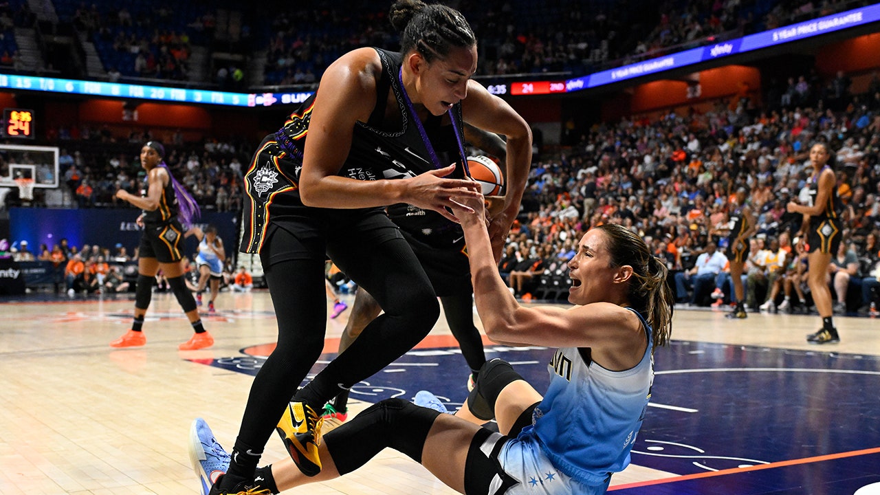 WNBA news: Sky, Sun fracas leads to ejections