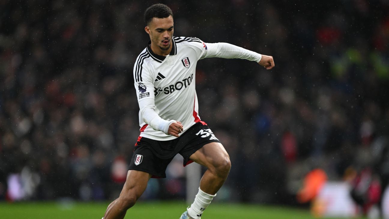 Fulham’s Robinson calls out ‘shocking’ Premier League officiating