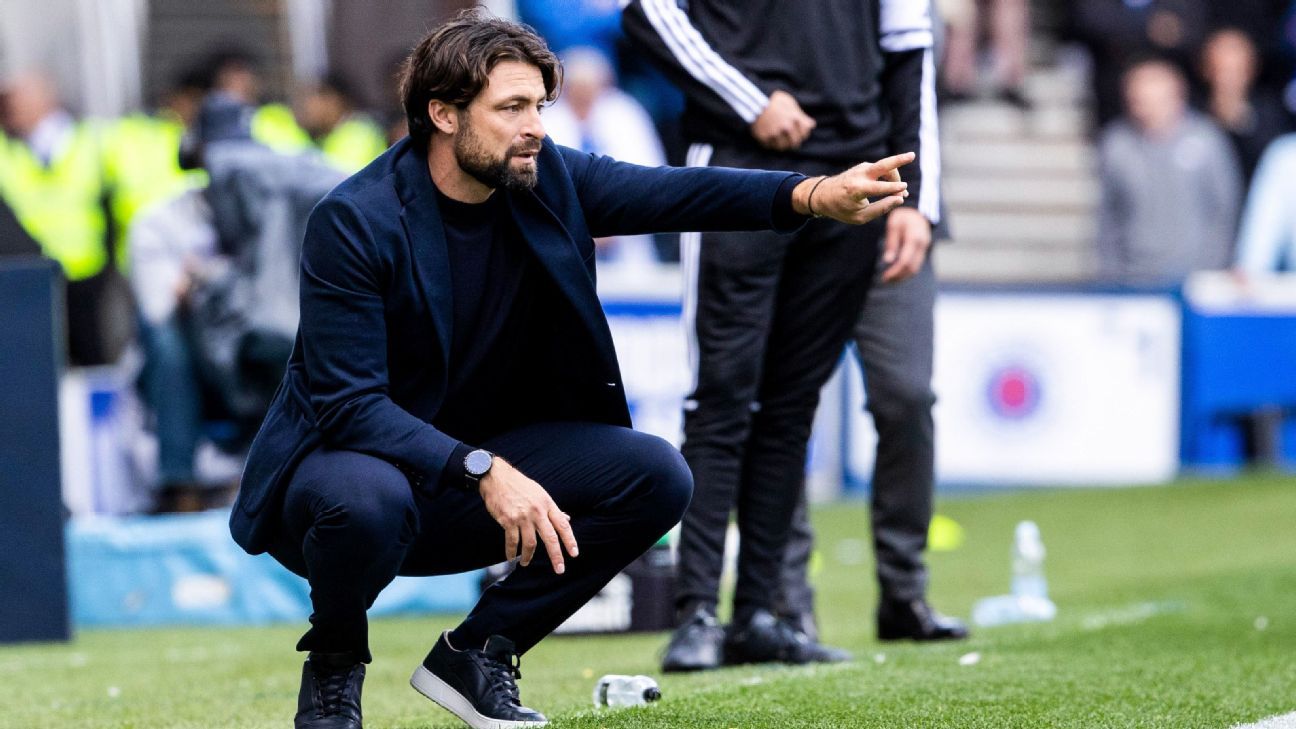 Rangers chief backs Russell Martin after winless league start