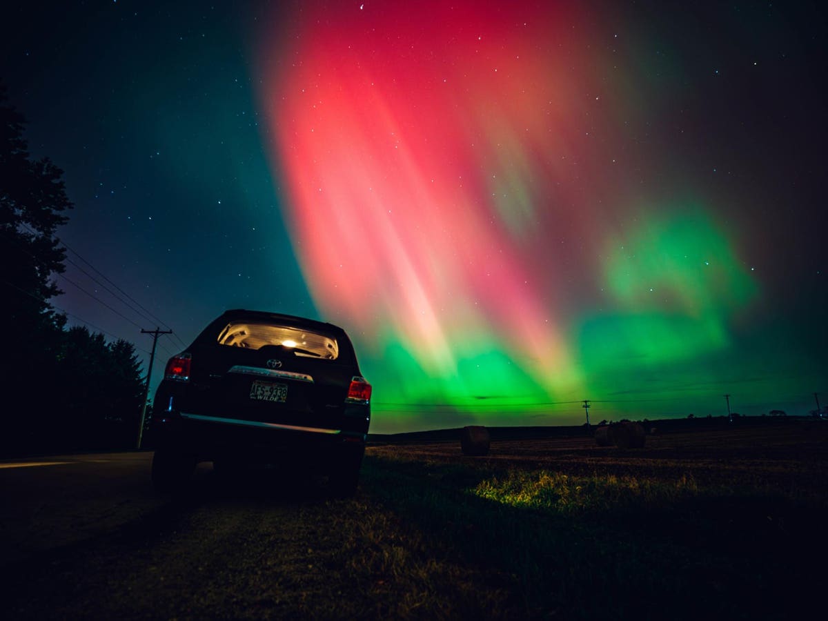 15 States May See Northern Lights On Saturday Before ‘Blood Moon’
