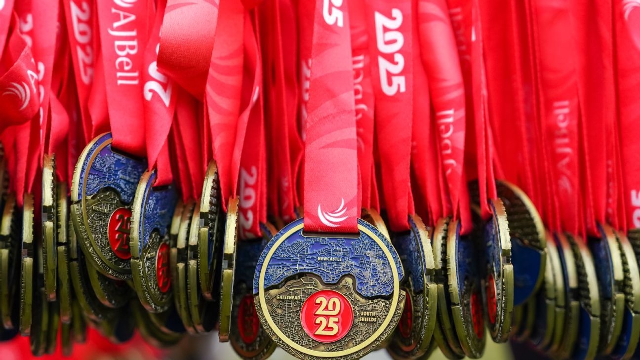 Great North Run organisers sorry for Sunderland medal mistake