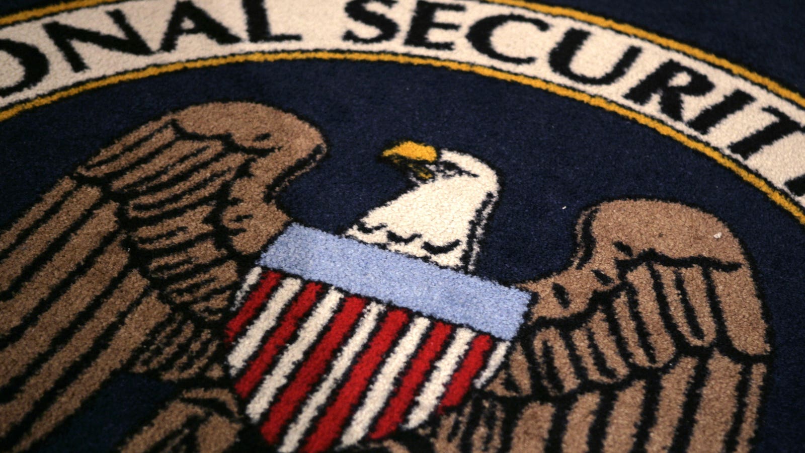 NSA Warns iPhone And Android Users—Close All Apps If You See This