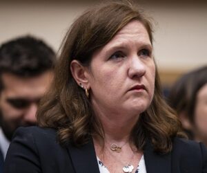 SCOTUS allows Trump to fire Biden-appointed FTC commissioner