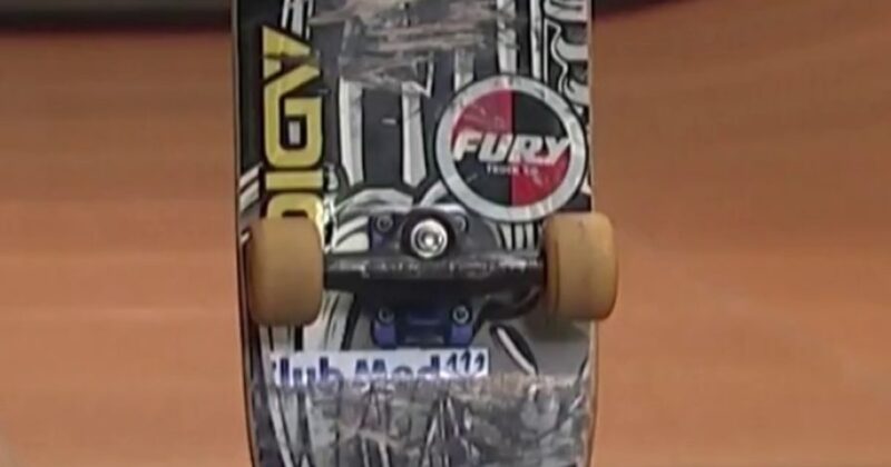 Tony Hawk’s ‘900’ X Games skateboard sells for $1.15M 