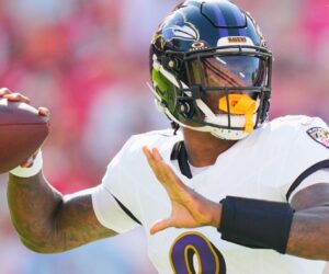 Lamar Jackson (hamstring) exits Baltimore Ravens’ loss