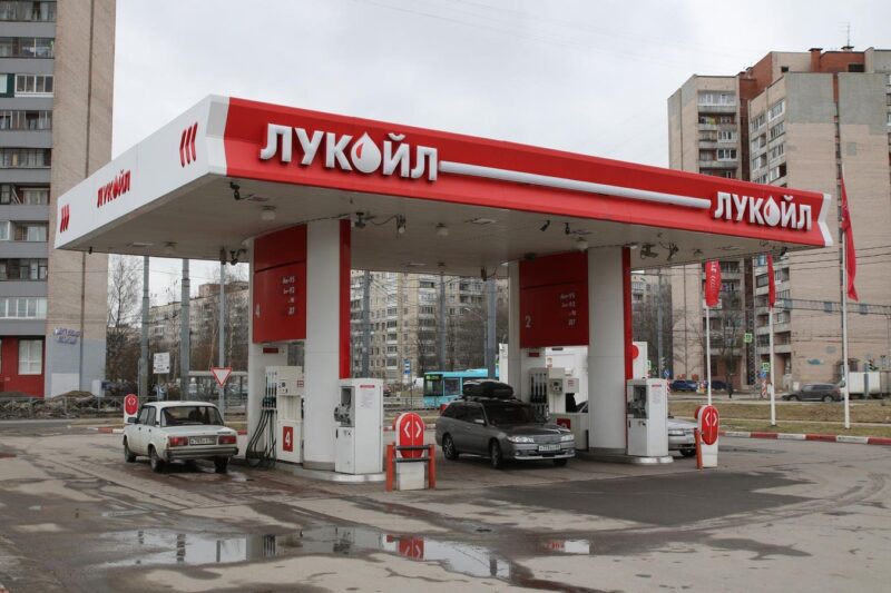 Russia Gasoline Crises Deepens As Drones Hit More Refineries