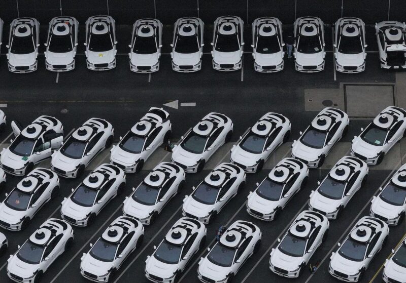 Are Uber And Lyft Becoming Obsolete?