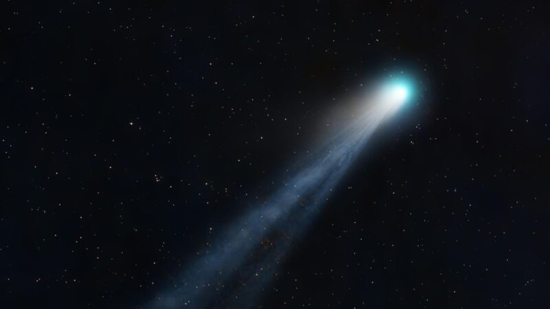 See Two Comets Share October Night Sky With Fireball Swarm