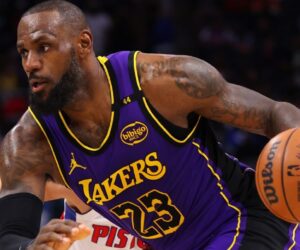 LeBron James (glute) sidelined to open Lakers’ training camp