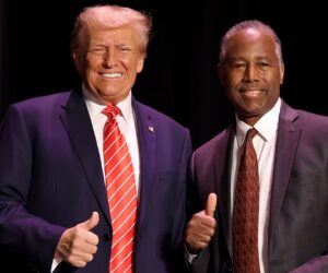 Trump plans to honor Ben Carson with the Presidential Medal of Freedom