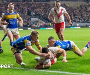 Leeds Rhinos 14-16 St Helens: Saints snatch stunning play-off eliminator win