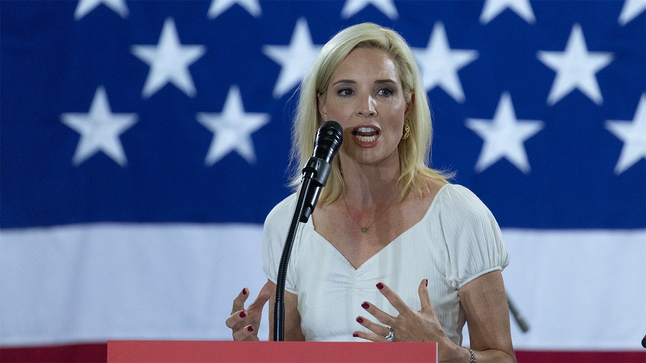 Ashley Hinson announces bid for Iowa Senate seat after Ernst retirement