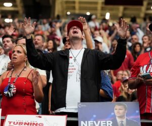 Conservatives travel cross-country for Kirk memorial at State Farm Stadium